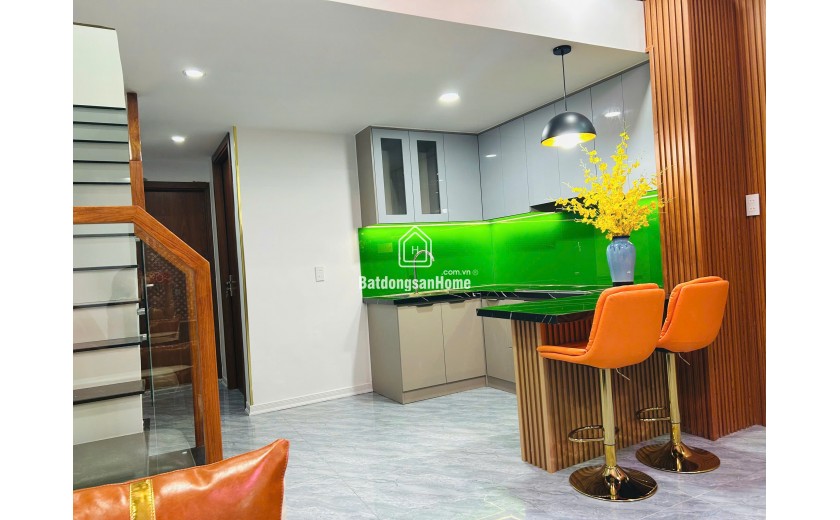 Nhà 2 tầng mới hẻm đường 2/4 Nha Trang, full nội thất cao cấp, gần Champa Island